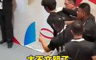霸气回应！VIP球迷“一球成名”，已移交警方，杨瀚森的回应亮了
